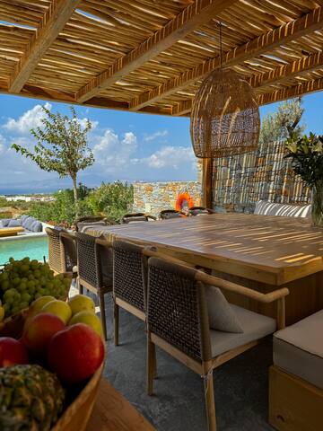 Villa Liv, Stunning views, Pool gallery image 2