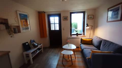 Successful Airbnb property: Fisherman's house, 2*, a few steps from the beach in Langrune Sur Mer