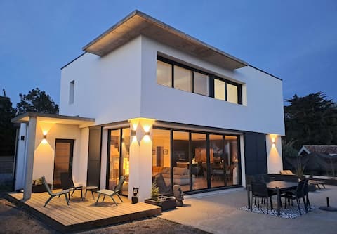 La Dunette - Villa with pool near the sea