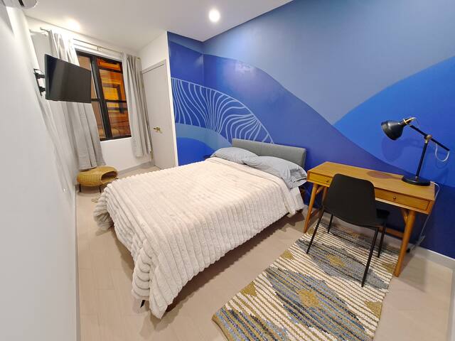 Large Green Space Rooftop in Chinatown NYC! gallery image 4