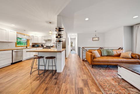 Charming country home near Seneca Lake