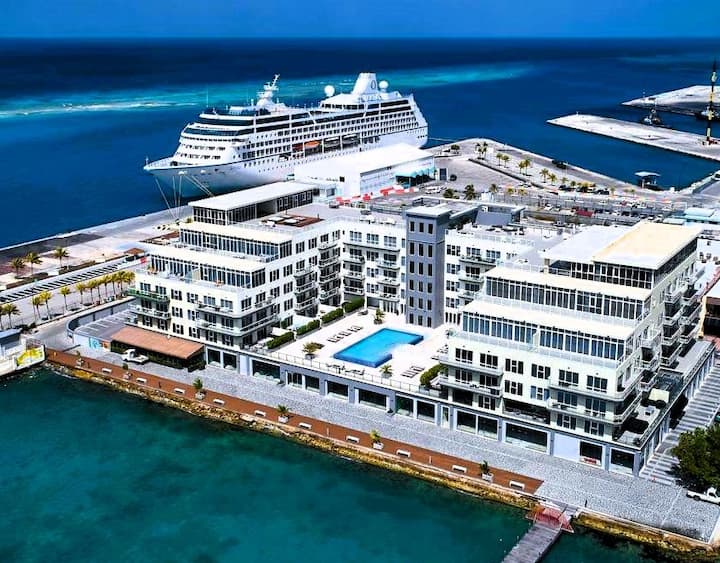 Spacious Oceanview Oasis Luxe Pool-level Penthouse - Aruba