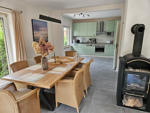 Popular Airbnb listing: Haus Bordum in Varel