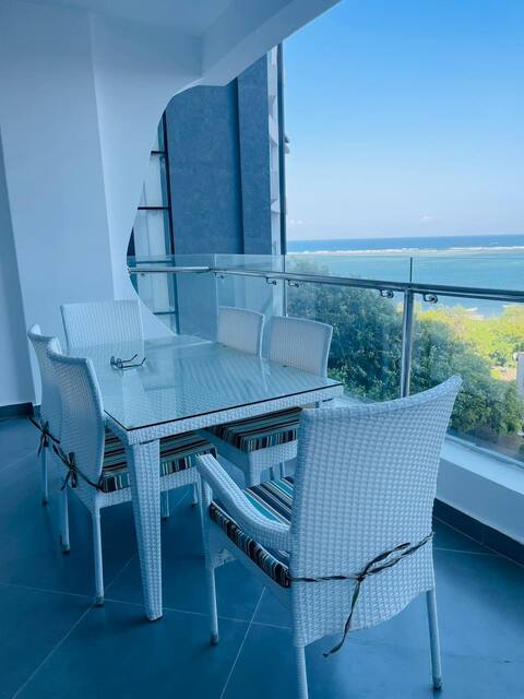 Opulent Beachfront Apartment in Nyali