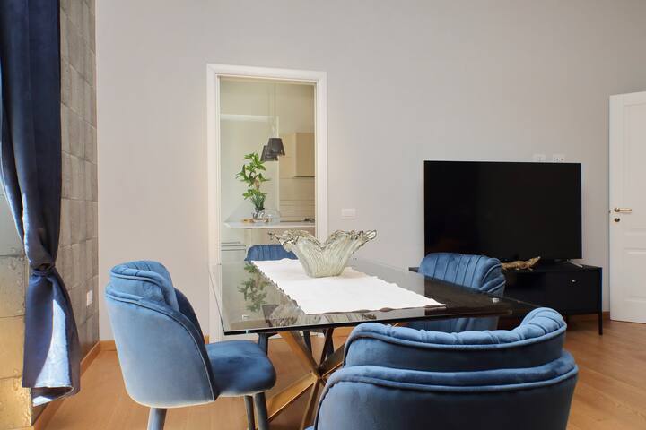 New Luxury home in the center of Rome gallery image 3