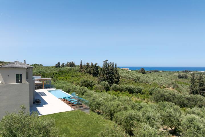 Blue Zone Villa, a SeaView Sanctuary with Pool