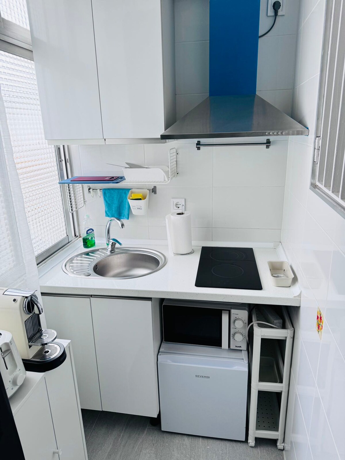 Popular Airbnb listing: Cozy apartment next to the Caja Mágica in Usera