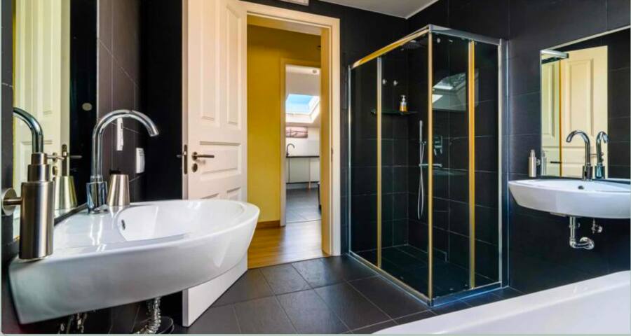 SeaSintra gallery image 2