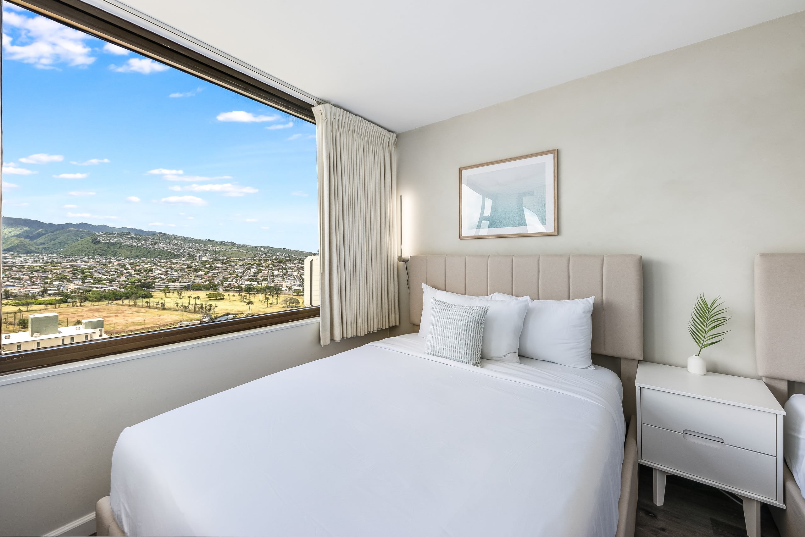 Waikiki Banyan: Green Palms Room 1BR/ Free Parking - Image 25