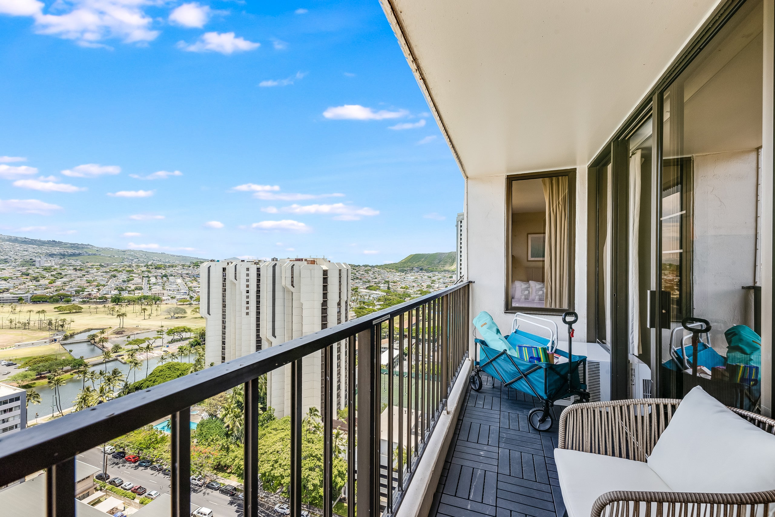 Waikiki Banyan: Green Palms Room 1BR/ Free Parking - Image 36