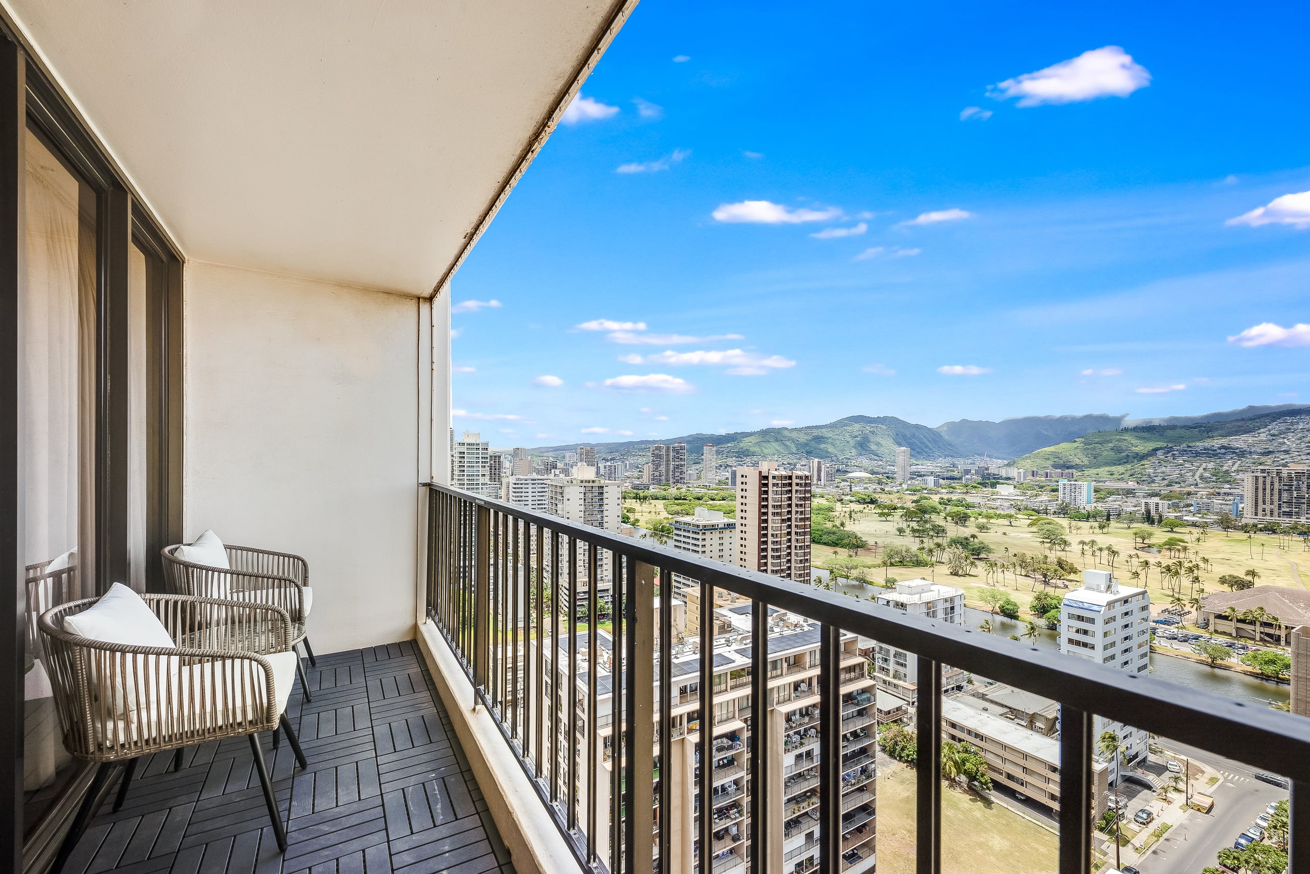 Waikiki Banyan: Green Palms Room 1BR/ Free Parking - Image 33