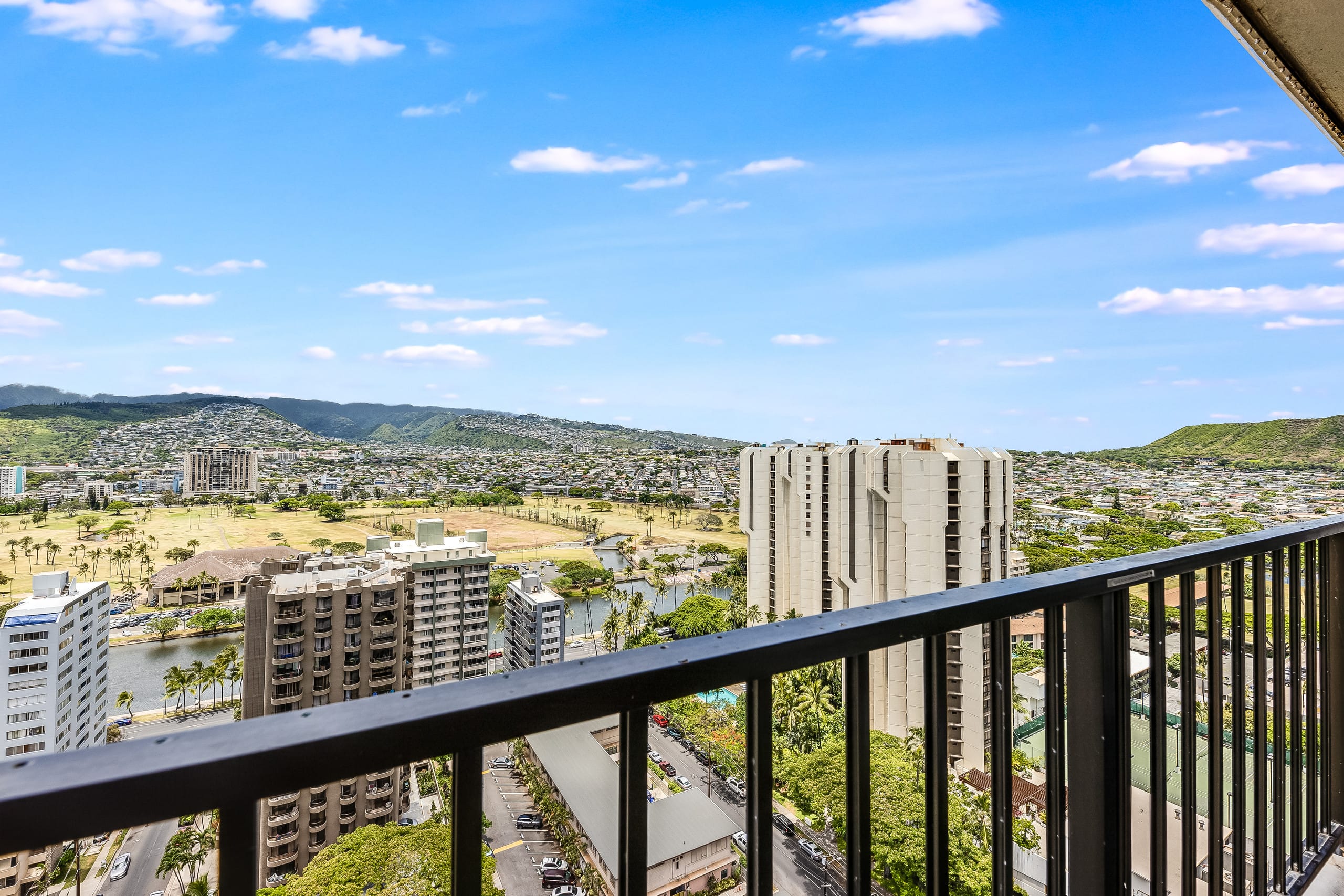 Waikiki Banyan: Green Palms Room 1BR/ Free Parking - Image 37