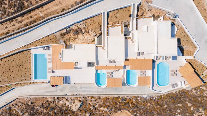 Villa Vibe D – Heated Pool option | MG Villas gallery image 5