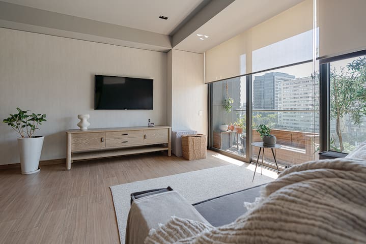 Alto Polanco Luxury: 3BR Family Oasis w/Pool & Gym