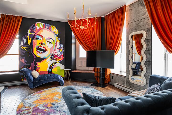 Montreal Vintage Hideaway : 1950s Style and Charm gallery image 3