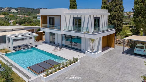 Nefele Luxury Recidency, A Concealed Delight