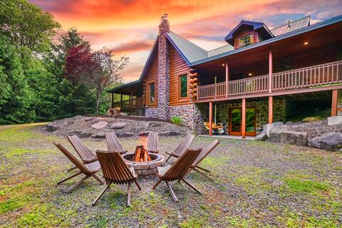 Family Cabin near Lake Wallenpaupack-Hot Tub-Trail