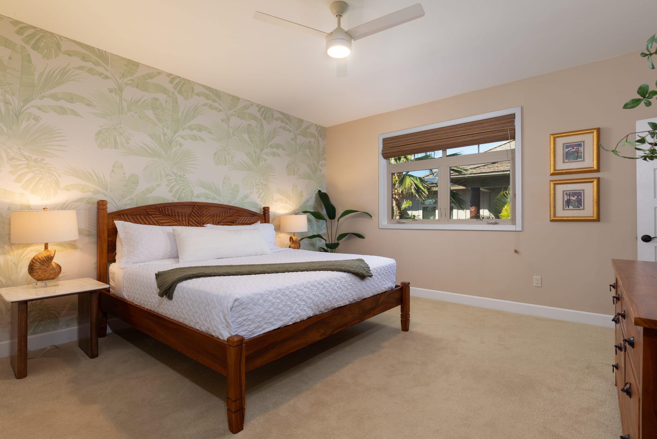 Home in Waimea · ★5.0 · 4 bedrooms · 6 beds · 3.5 baths - Image 15
