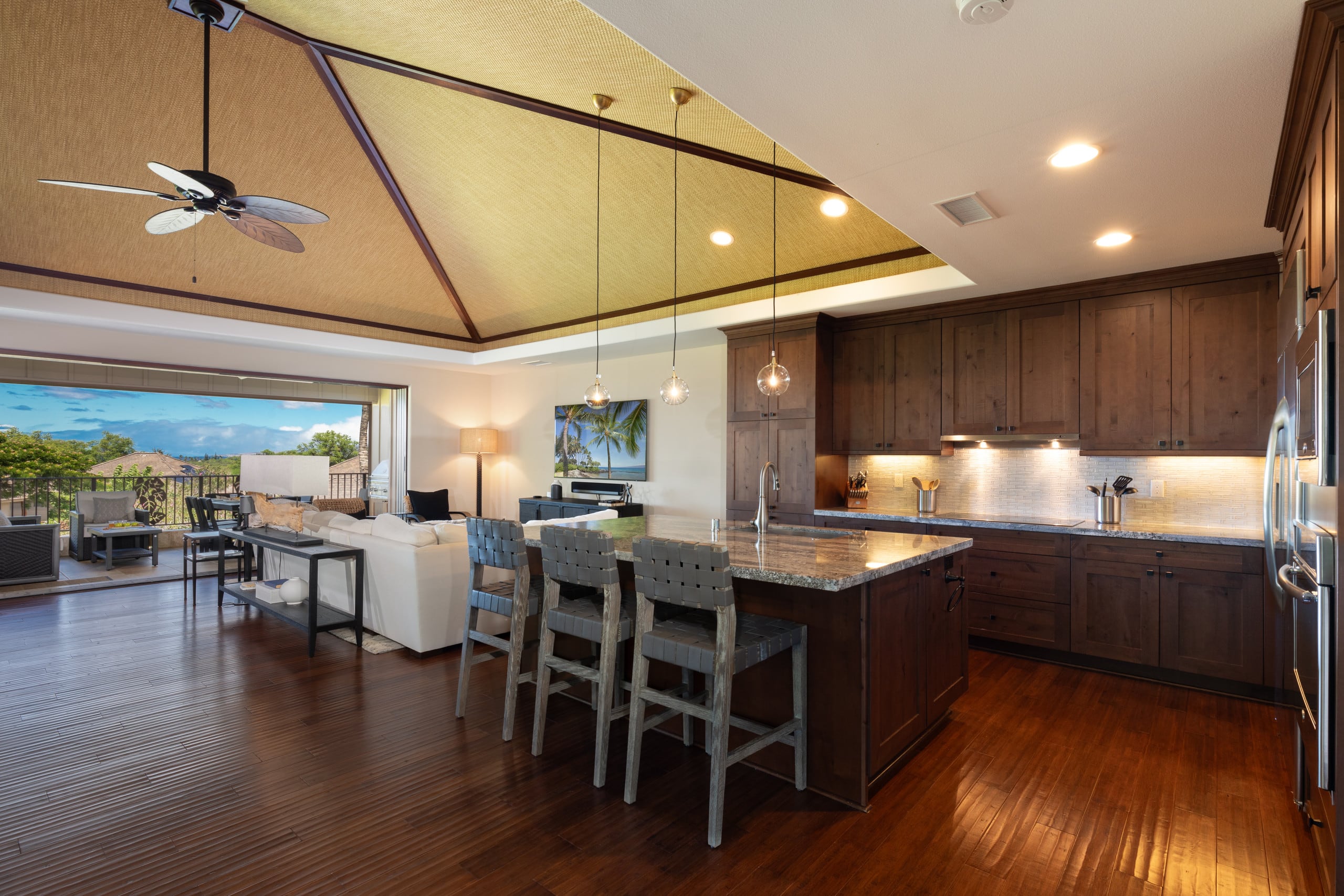 Home in Waimea · ★5.0 · 4 bedrooms · 6 beds · 3.5 baths - Image 7