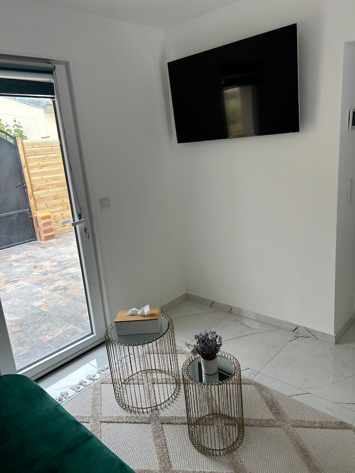 Suite Romantique Avec Jacuzzi & Hammam - Love Room - L'Isle-Adam