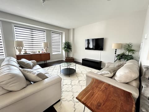 Successful Airbnb property: The Pizzicato: Comfort and Convenience in Orléans