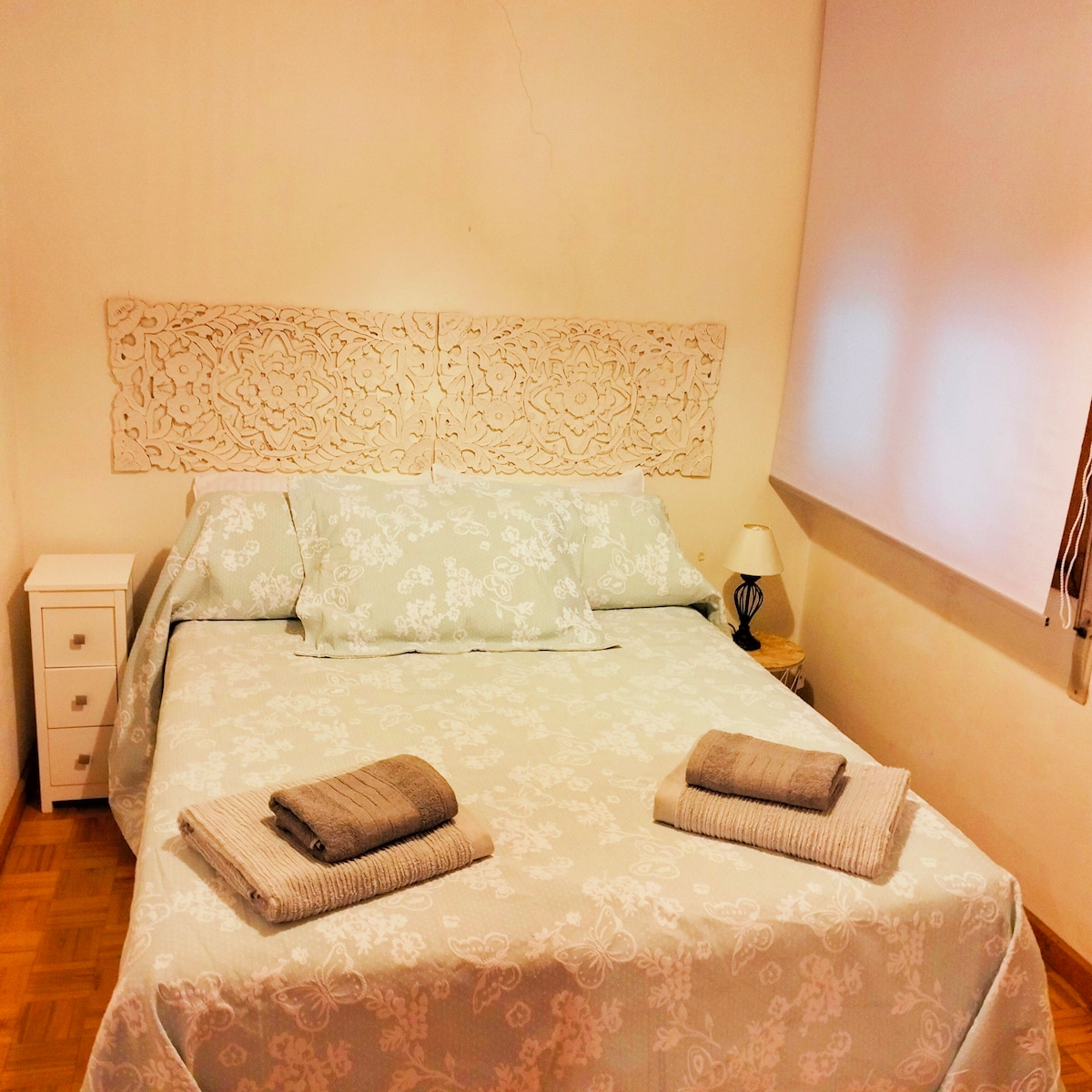 غرفة النوم 2