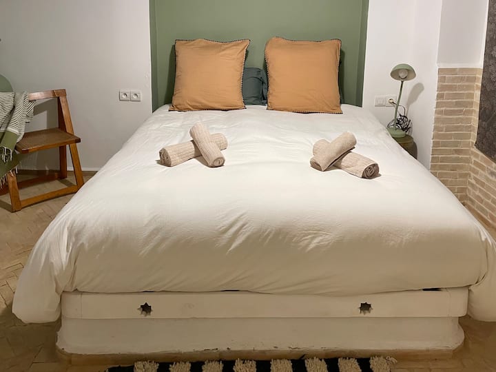 საძინებელი 2