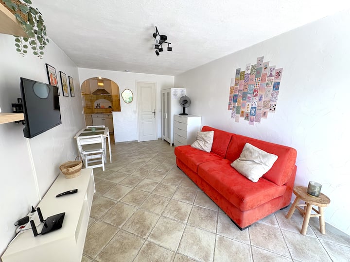 Studio Cosy À 200m De La Plage | Wifi & Parking - Bormes-les-Mimosas