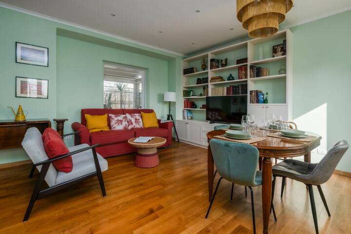 Attic with terrace | Piazza del Popolo gallery image 3