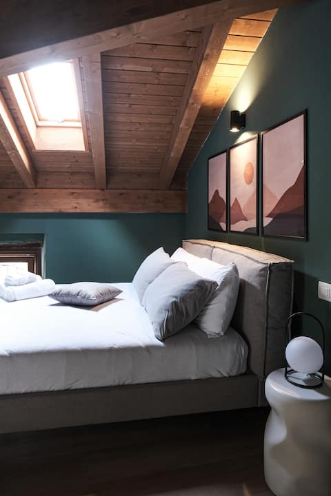 CharmEscape OldTown • 6min walk to Bernina Express