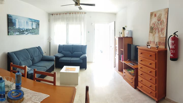 Sunny House In A Very Quiet Area On The Beach - Los Alcázares