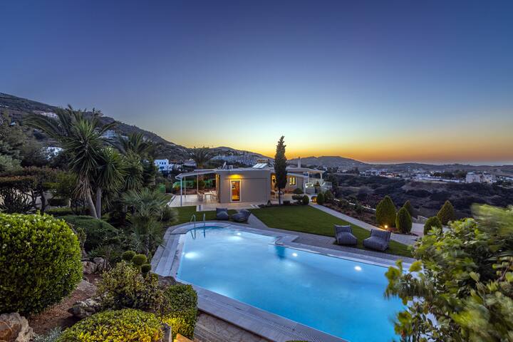 Luxurious Villa Aloe gallery image 3