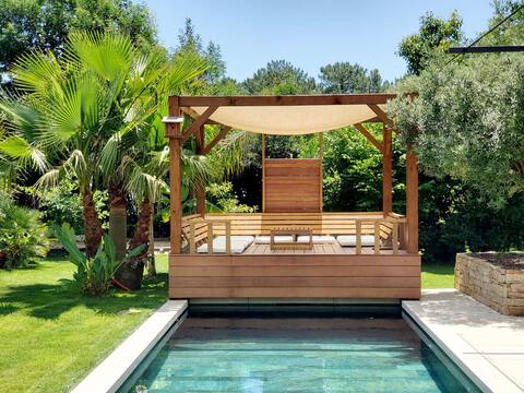 Luxury villa with pool and 2 separate apartments