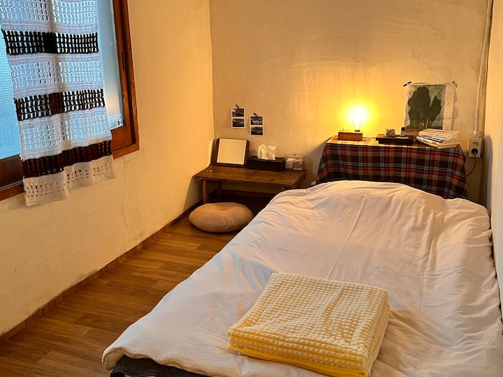 საძინებელი 3