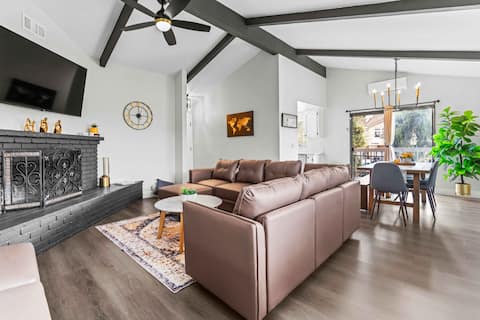Top performing Airbnb: Coastal Modern Lodge Jacuzzi/Game Room 8 beds in Chula Vista