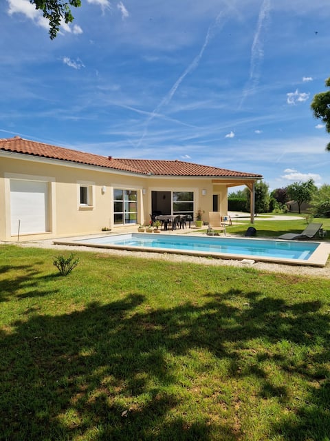 Maison neuve 140m2 avec piscine chauffée