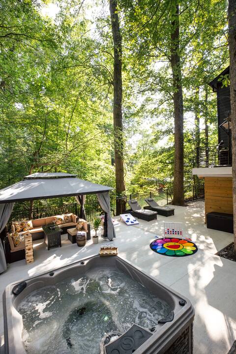 Rare Art New Luxury 5BR Hot Tub Game Room Fire Pit