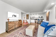 Roark Valley Resort A103 - Poolside 1 bedroom getaway