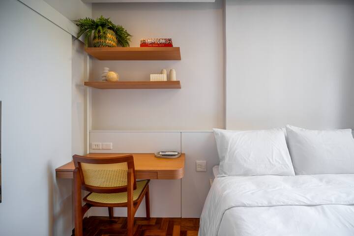 Uma jóia de 3 quartos no coração do Leblon gallery image 3