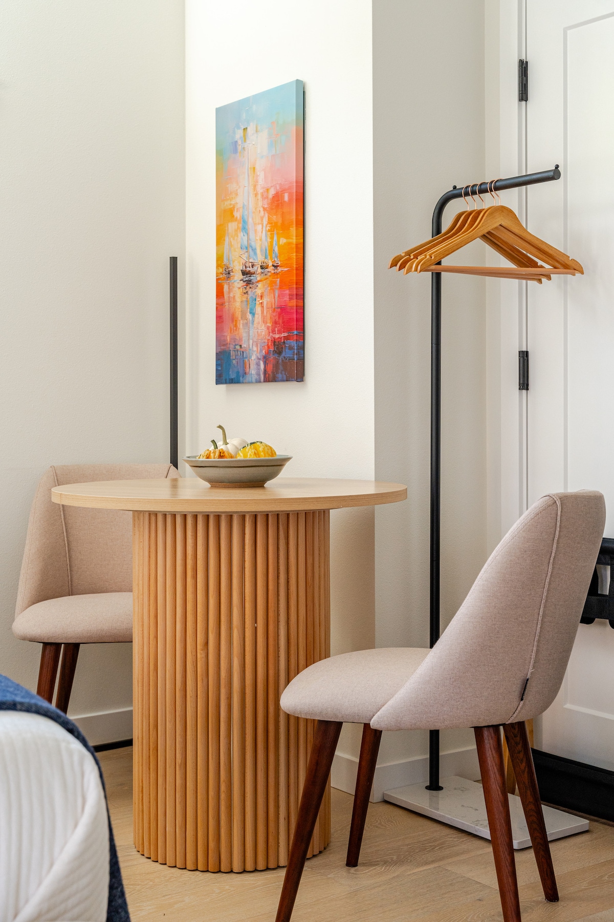 Modern Bright Clean