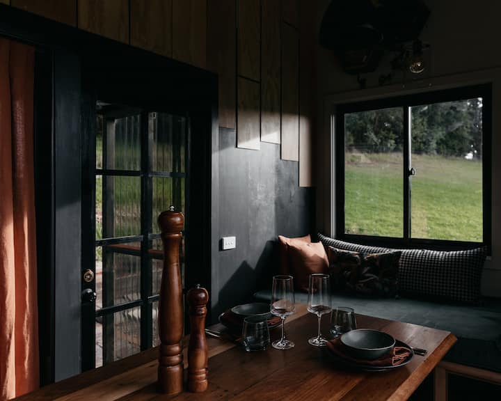 Cute Tiny Home Inc Outdoor Bathing Under The Stars - Shire of Mornington Peninsula