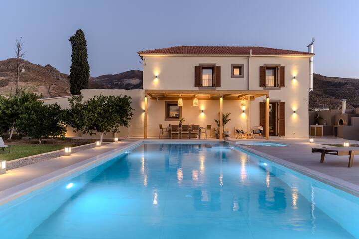 Ergini Country Villa with Bio infinity Pool & Spa