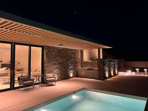 Big Blue Villas II, Andros