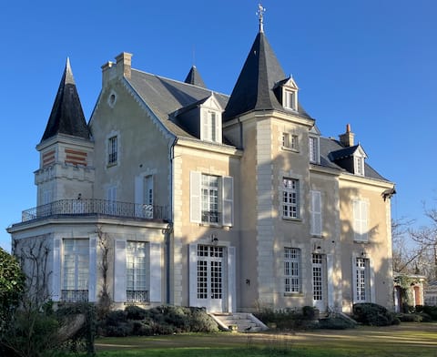 Château la Villaine / Esvres 15 people