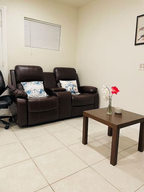Popular Airbnb listing: Guesthouse Oasis in West Covina in West Covina
