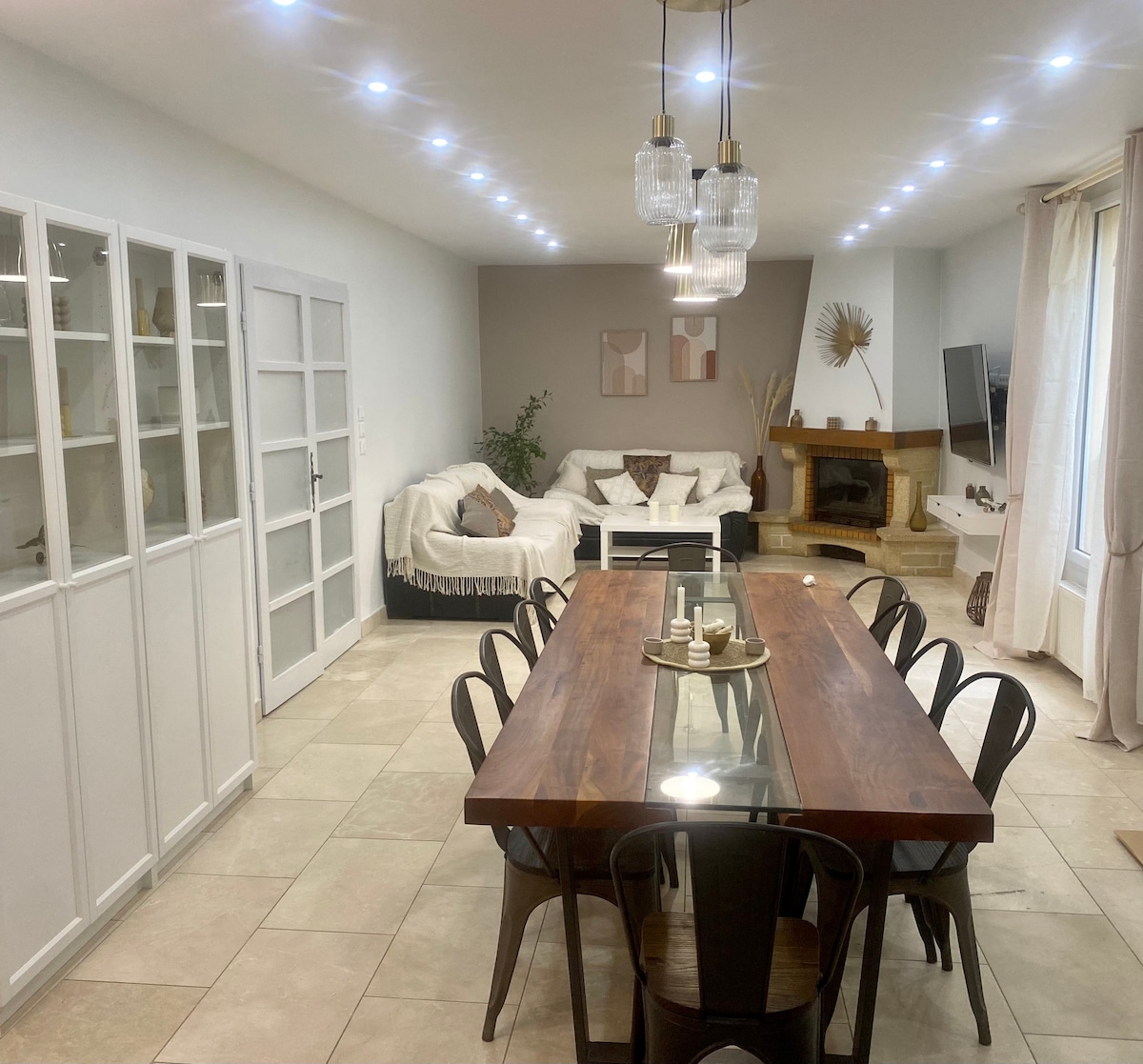 Top Airbnb: Large house near Paris à Le Kremlin Bicêtre