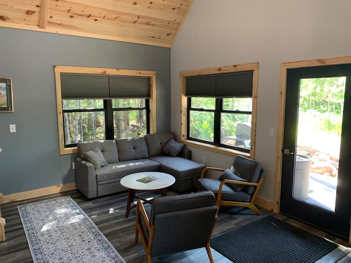 Rhyolite Cabin - Copper Harbor, MI