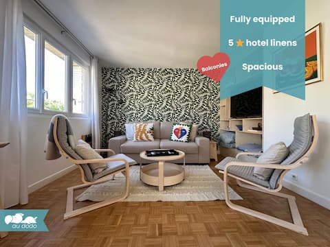 Bright 3 rooms – Tastefully decorated – 2 Balconies
