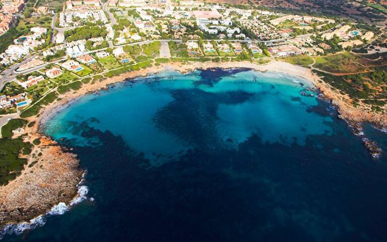 Coqueta villa con piscina Cap d’Artrutx, Menorca. gallery image 2