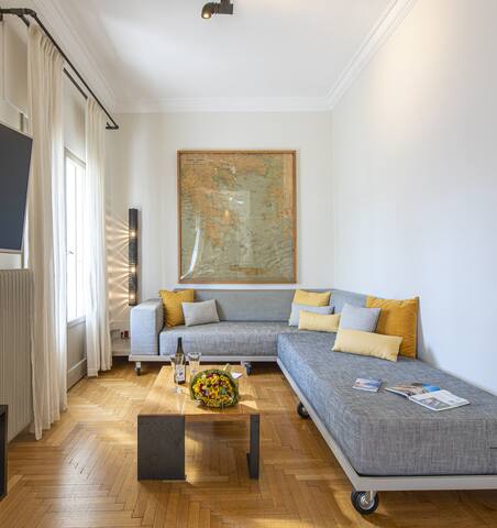 Hidesign Athens Luxury Apartment in Kolonaki gallery image 5